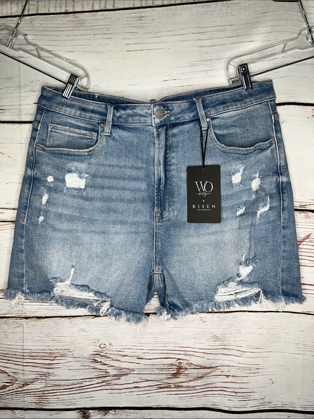 Wild Oak Boutique x Risen Jeans NWT Size 3XL Blue Denim Distressed Jean Shorts